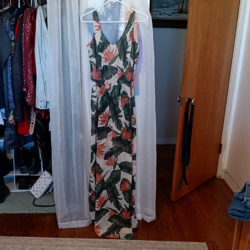 Show me your MUMU maxi dress paradise found